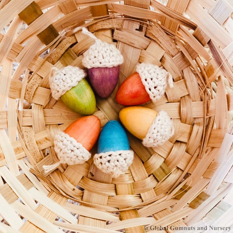 Rainbow wooden Acorns - 6pcs