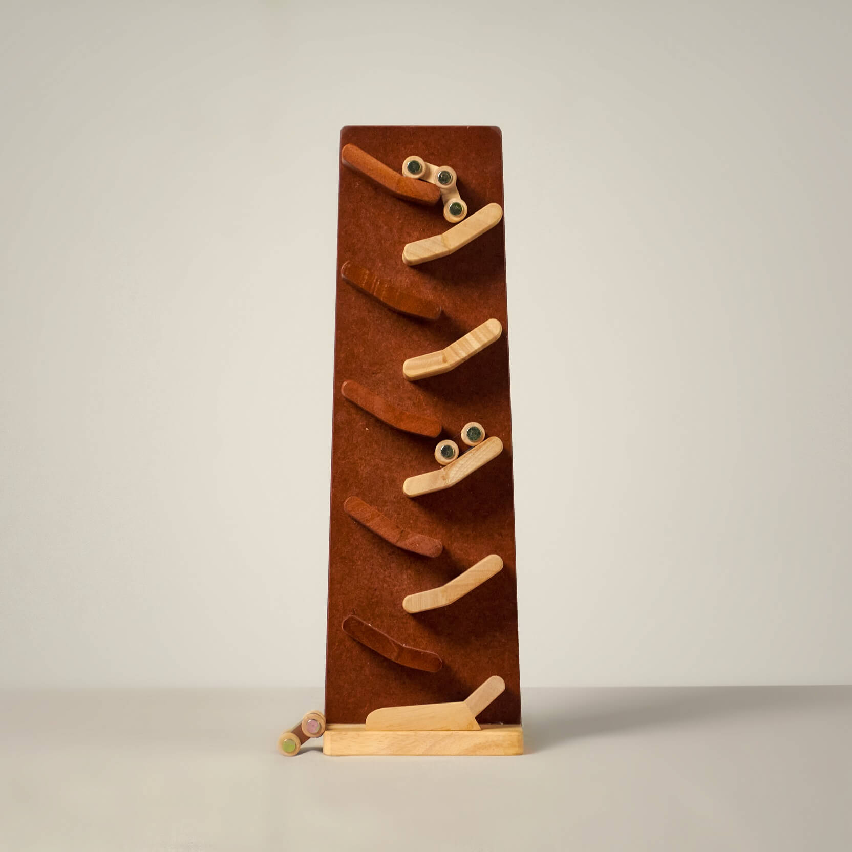 Two-Tone Racing Zig-Zag Track