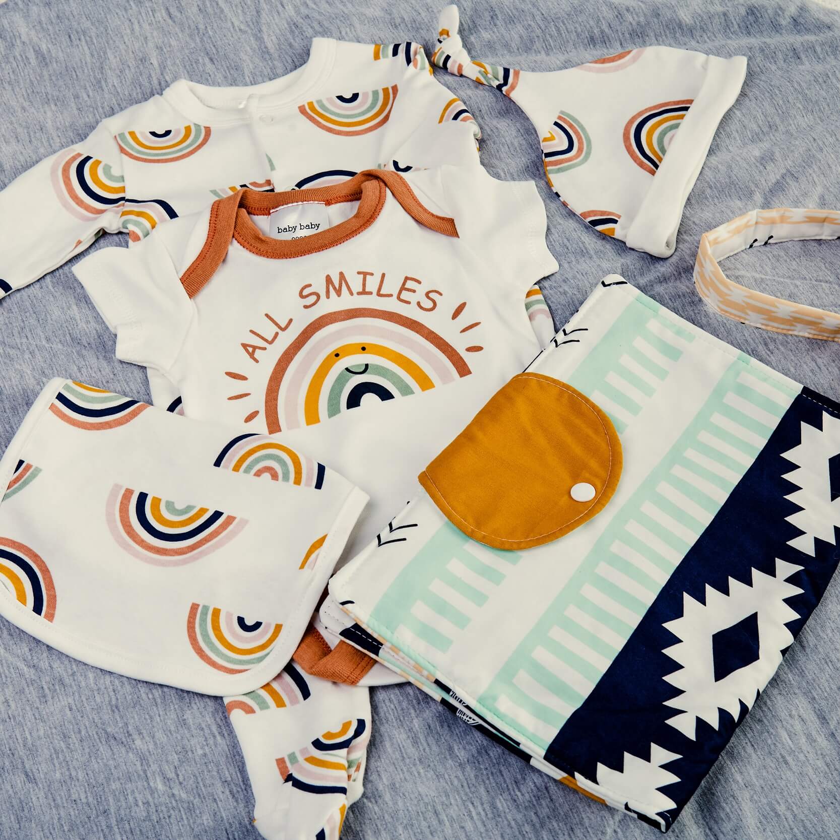 Lil Dove - Premium complete mum and bub gift pack